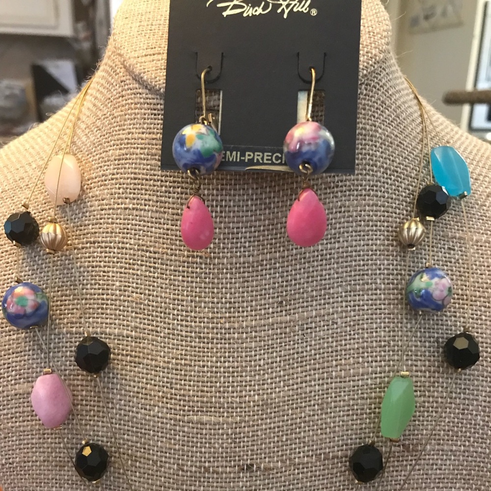 Jewelry set (necklace, earrings, 2 bracelets)